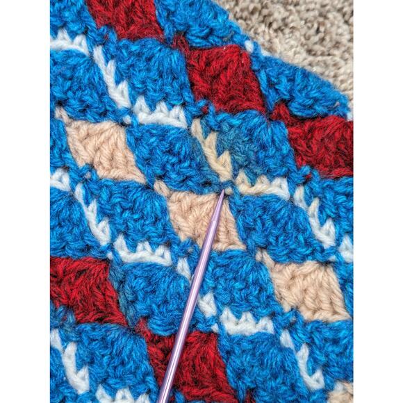 Vintage Handmade Chunky Knit Cardigan Sweater Blue Red Grannycore Crochet Afghan - Picture 3 of 4